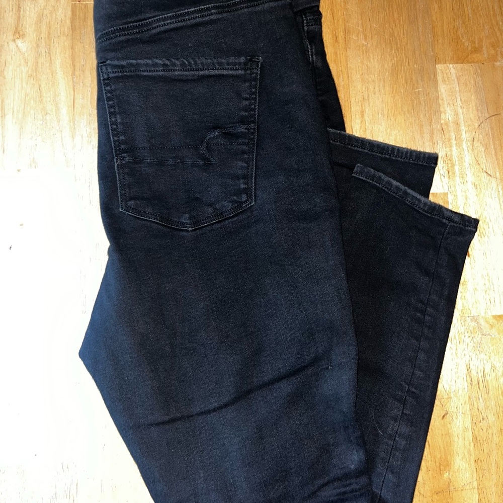 American Eagle Outfitters Black Skinny Jeans with Black Knee Distressing